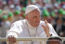 Papa Françesku: Kazakistani, shembull qytetërimi dhe guximi