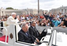 Papa Françesku: T’i lutemi Jezusit me dashuri, është mik që na do të lum