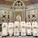 Ipeshkvijtë shqiptarë nisin vizitën Ad Limina në Vatikan, Meshë në përkujtim të Imzot Simon Kullit